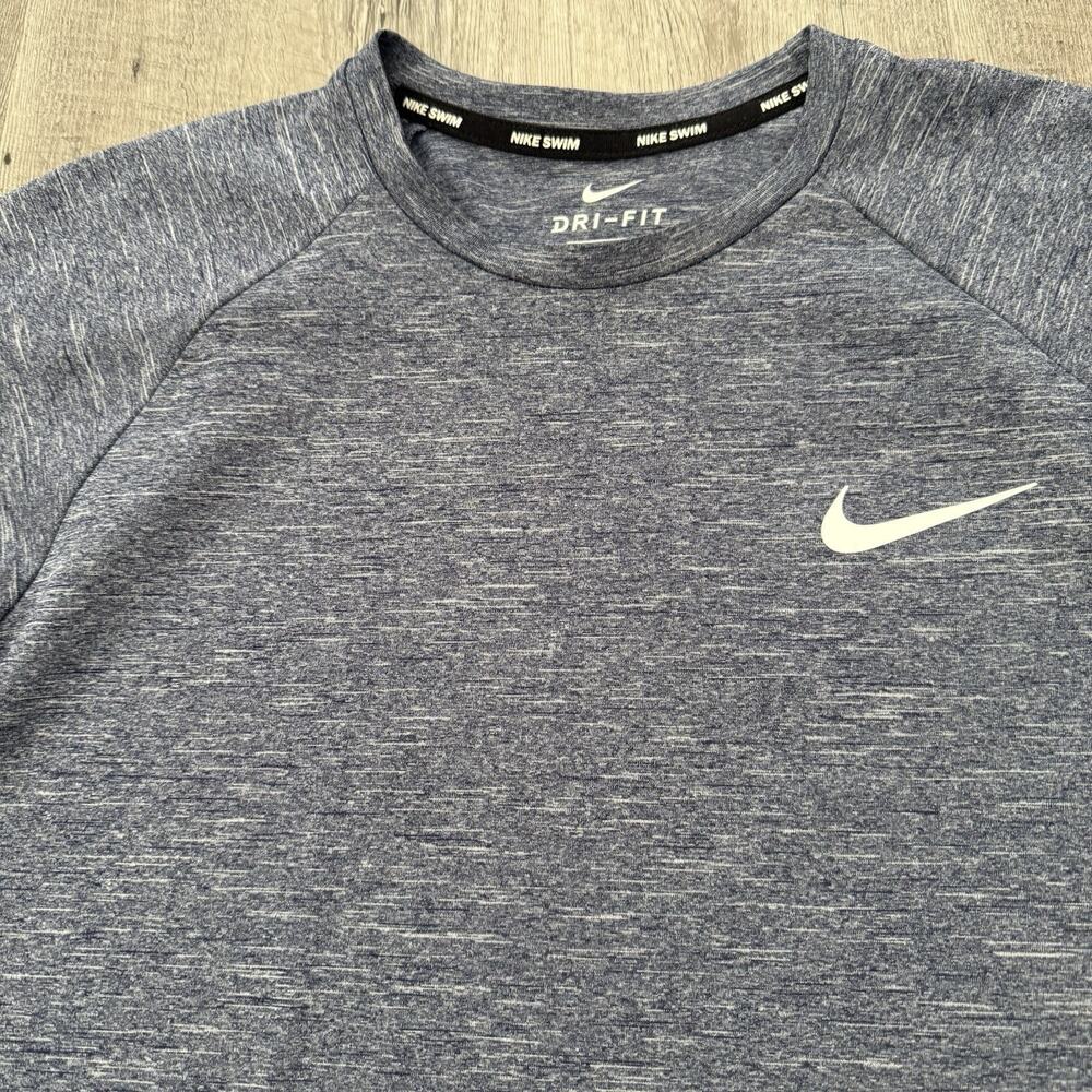 NIKE SWIM Essential Hydroguard T-Shirt Mens Medium Long Sleeve UPF 40+ NESSA589